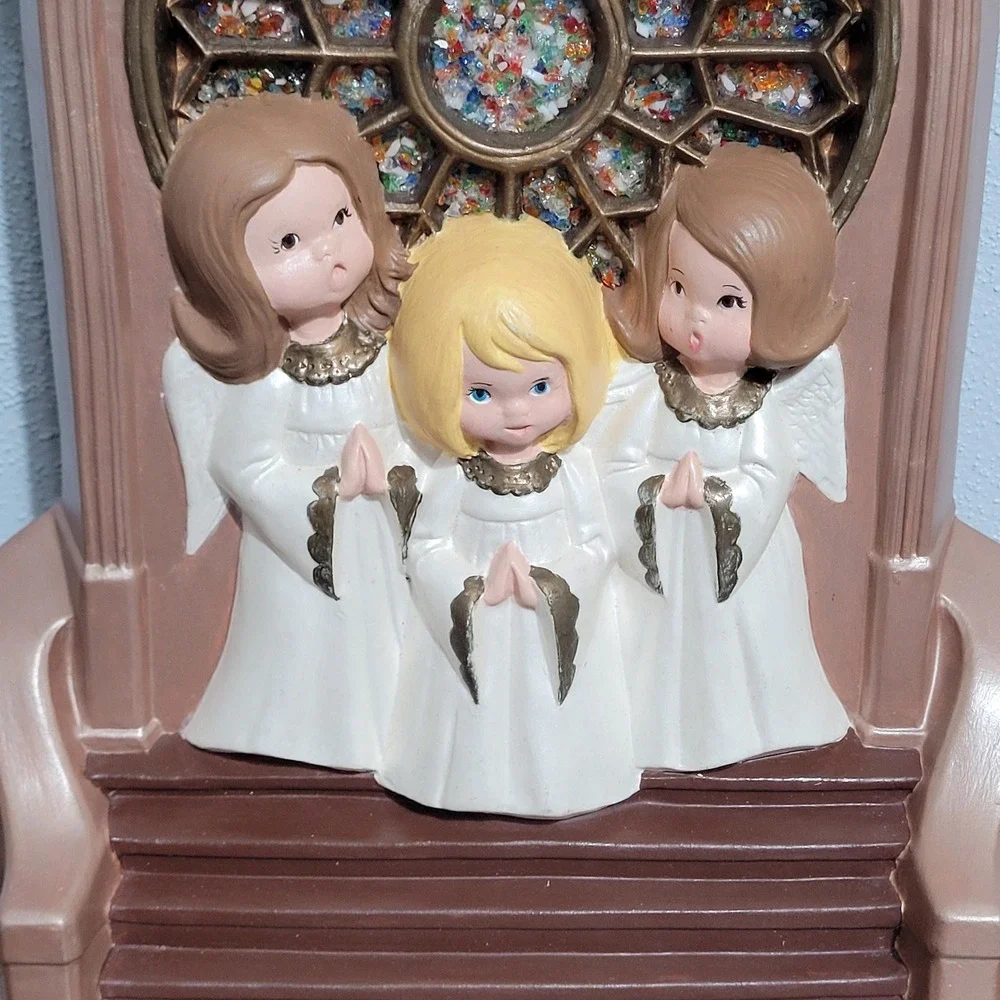 1978 Ceramic Christmas Angel Choir Stained Glass‎ Cathedral Window Byron Mold